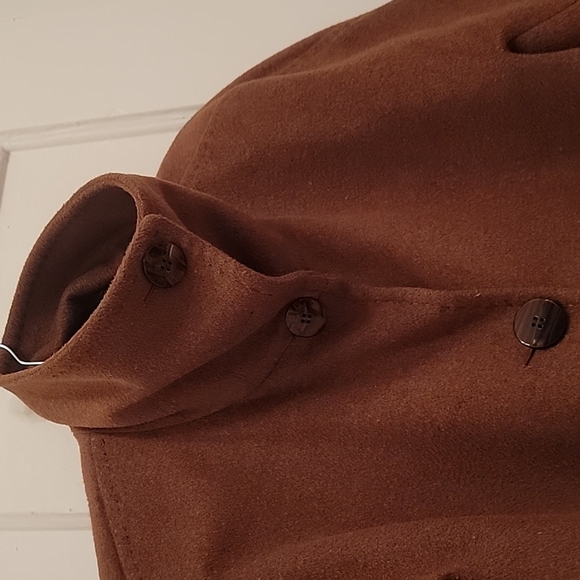 Jacket - Picture 2 of 4